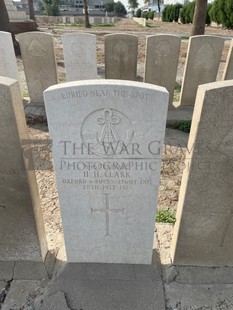 BAGHDAD (NORTH GATE) WAR CEMETERY - CLARK, H H